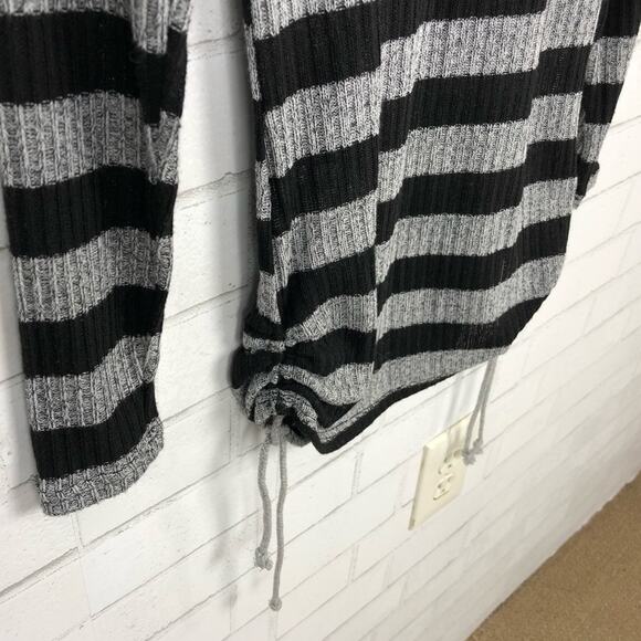 Body Wrappers Black Gray Striped Rib Knit Ruched Side Fitted Shirt Top Size XS - Picture 4 of 8